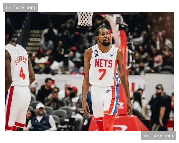 杜兰特35分8篮板4助攻率火箭105比101险胜黄蜂稳居西部第四